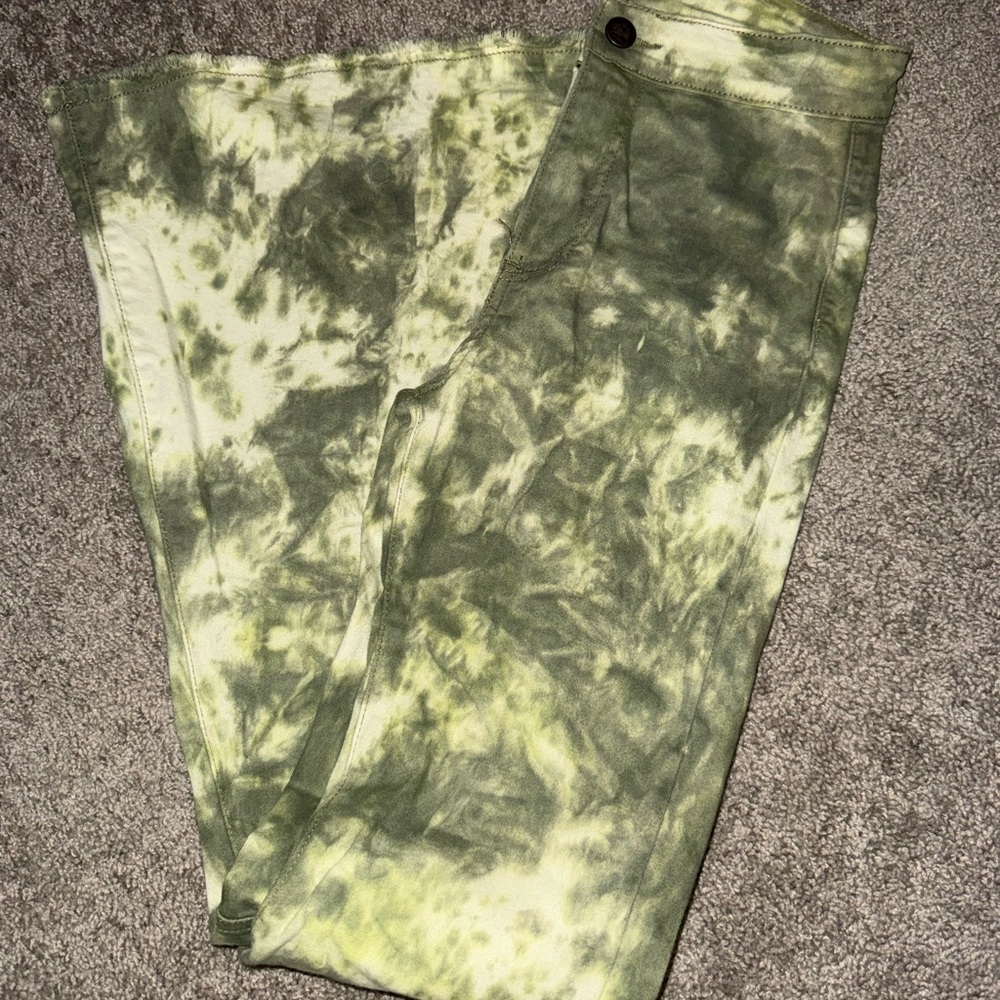 Lainey Wilson Bell Bottom Country Green Tie-Dye Pants